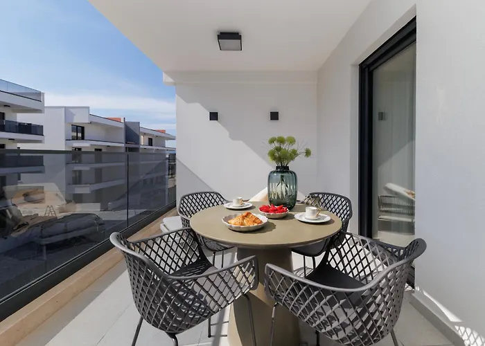 Amores Luxury By Belmont Realty Apartman Zára